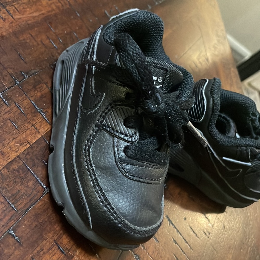 Good worn condition toddlers 5C